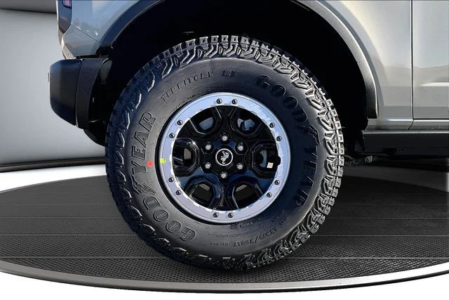 New 2025 Desert Sand Ford Badlands® image 13