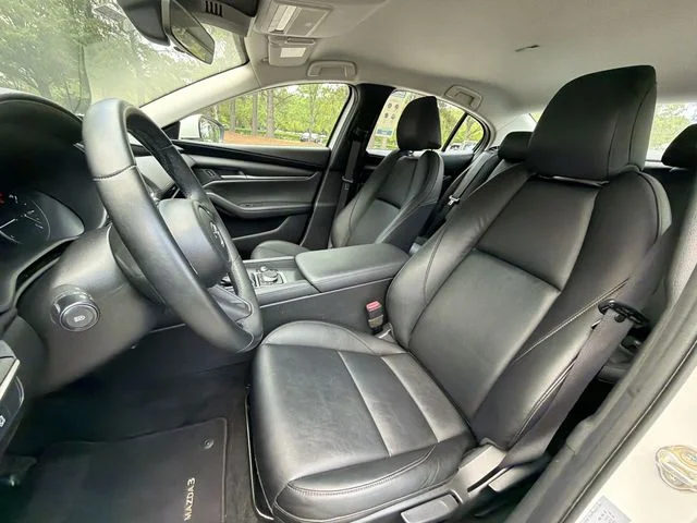 Used 2021 White Mazda Select image 11