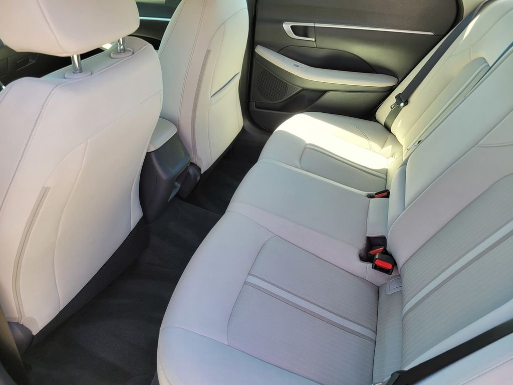 Certified Used 2023 Silver Hyundai SEL image 12