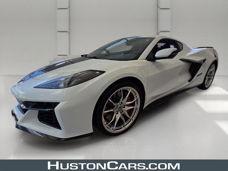 Used 2027 Arctic White CHEVROLET 2DR GRAND SPORT CPE W/3LT image 1