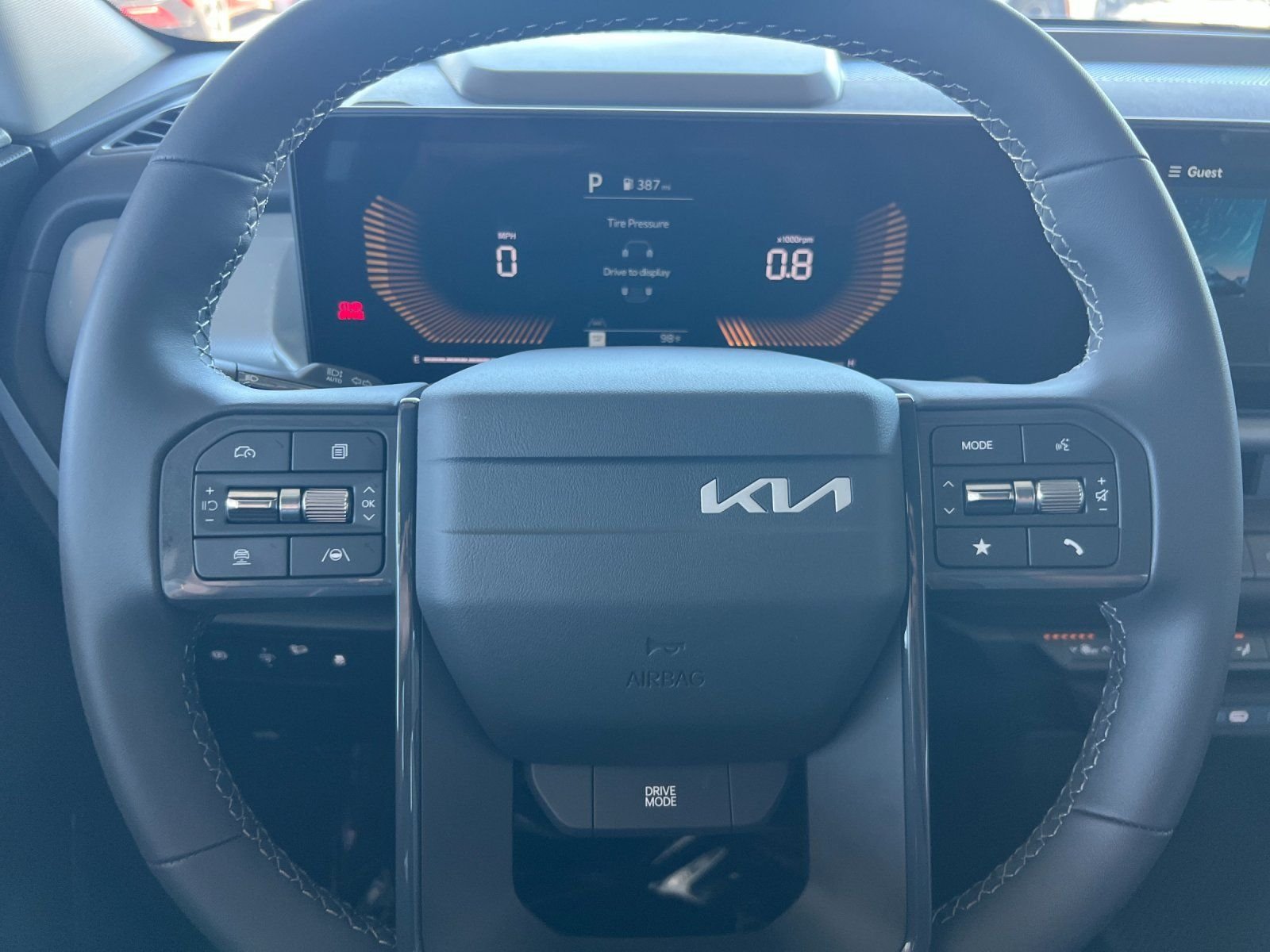 New 2027 Snow White Pearl Kia LX image 24
