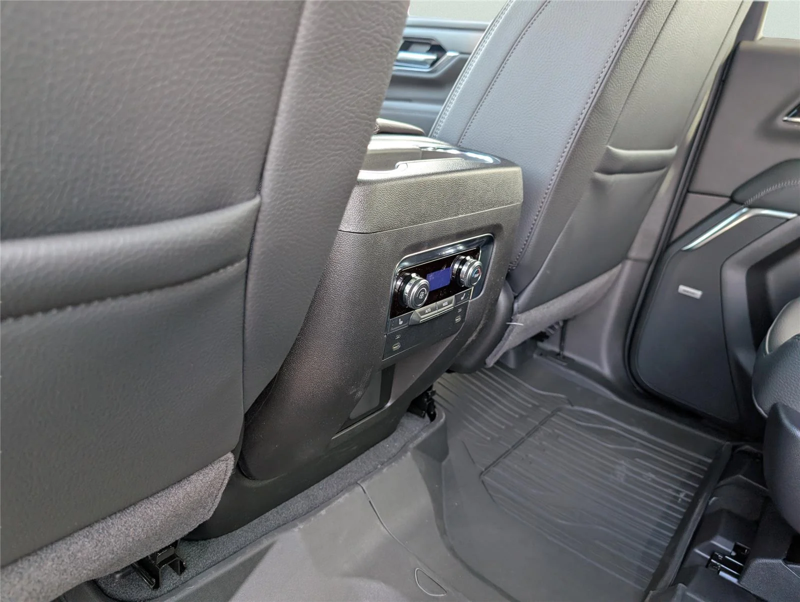 New 2026 Glacier White Tricoat GMC Denali image 15