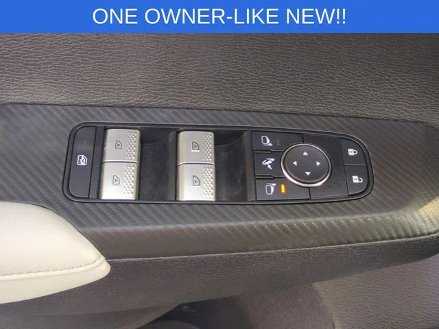 Used 2025 White Mitsubishi SEL image 14