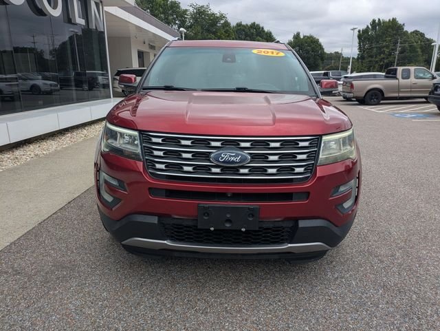 Used 2017 Red Ford Limited image 11