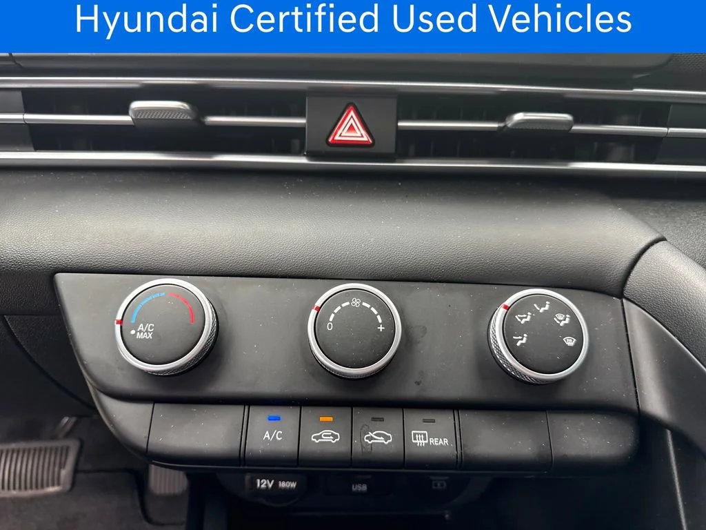 Certified Pre-Owned 2025 Hyundai Elantra SE