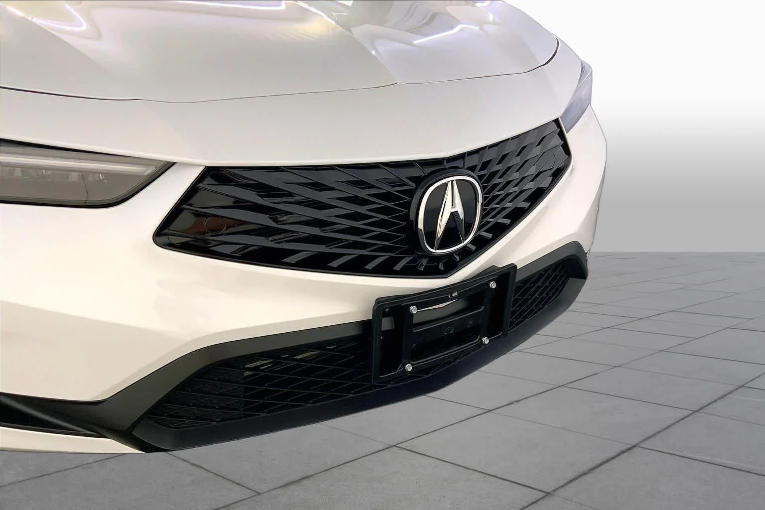 Certified Used 2026 Platinum White Pearl Acura BASE image 33