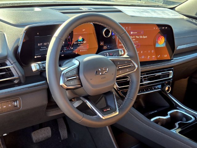 2027 Chevrolet Traverse Z71 - Photo 11