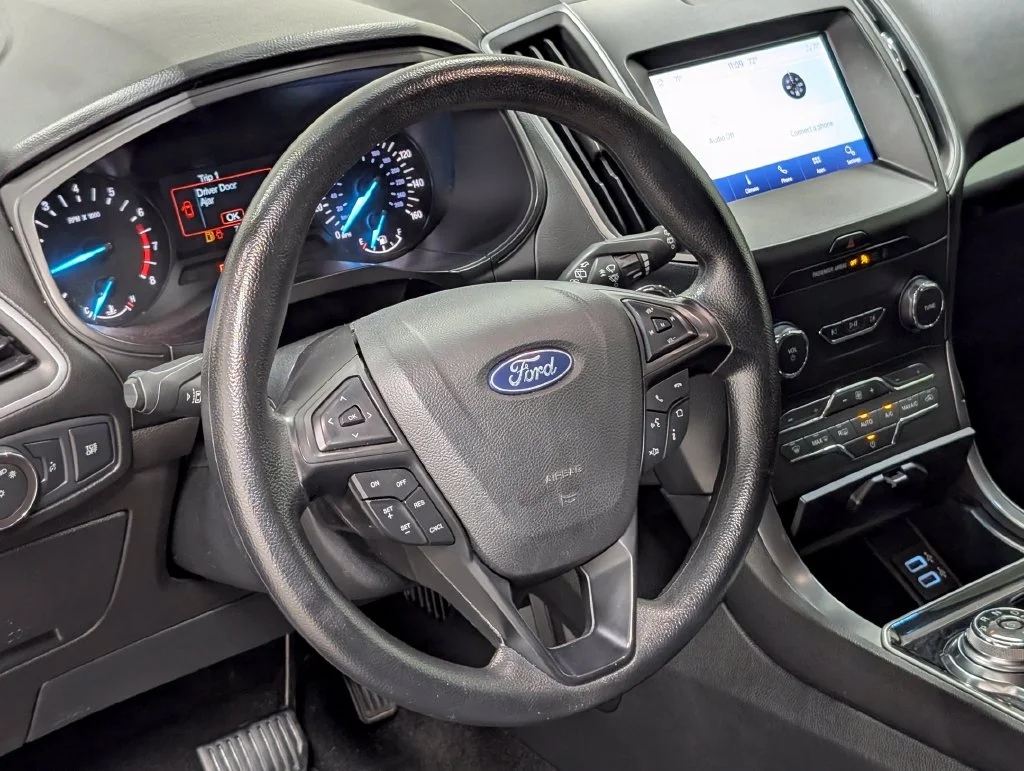 Certified Used 2020 Atlas Blue Metallic Ford SE image 9