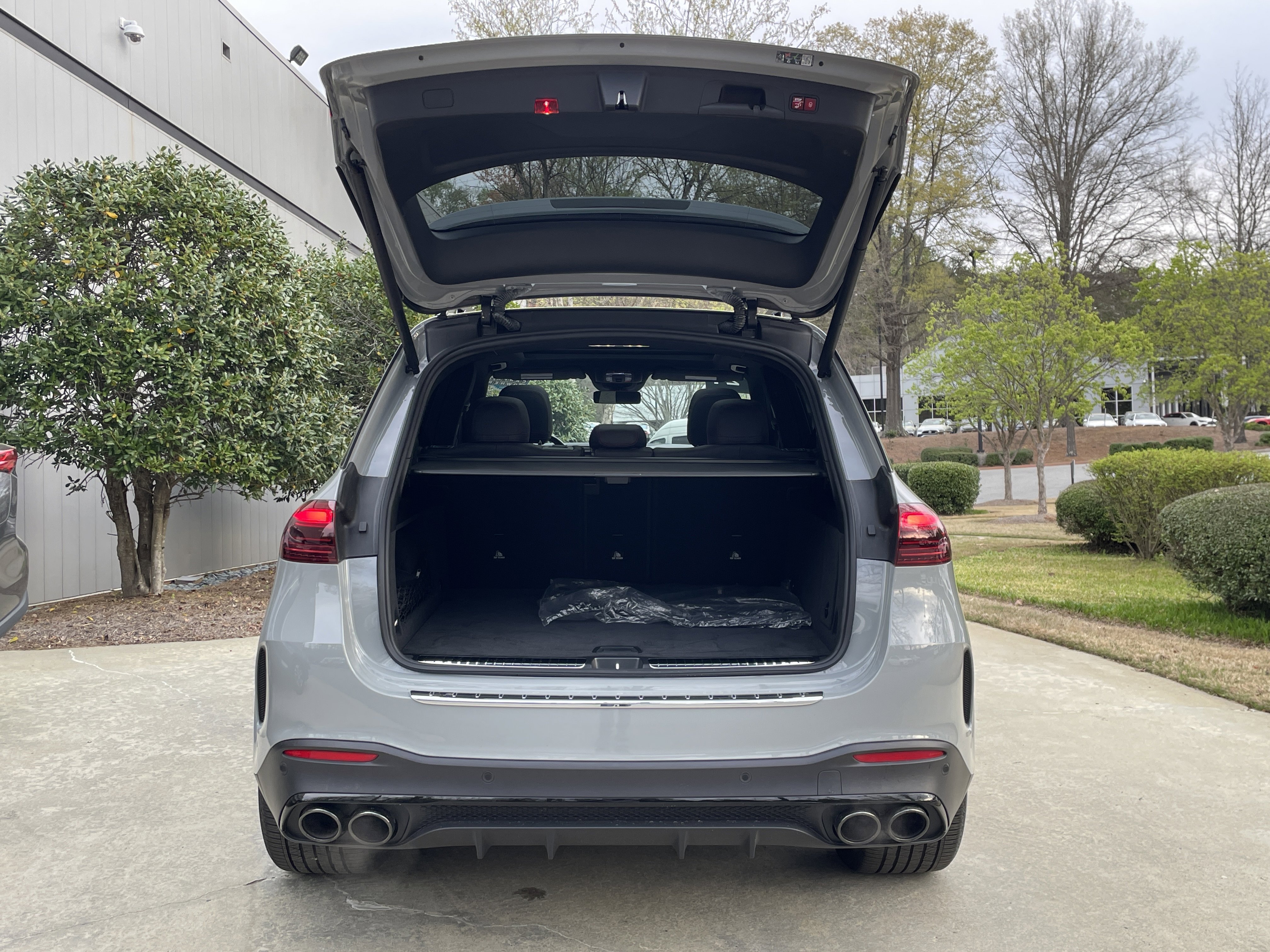 Certified Used 2024 MANUFAKTUR Alpine Grey Mercedes-Benz AMG® GLE 53 4MATIC®+ SUV image 9