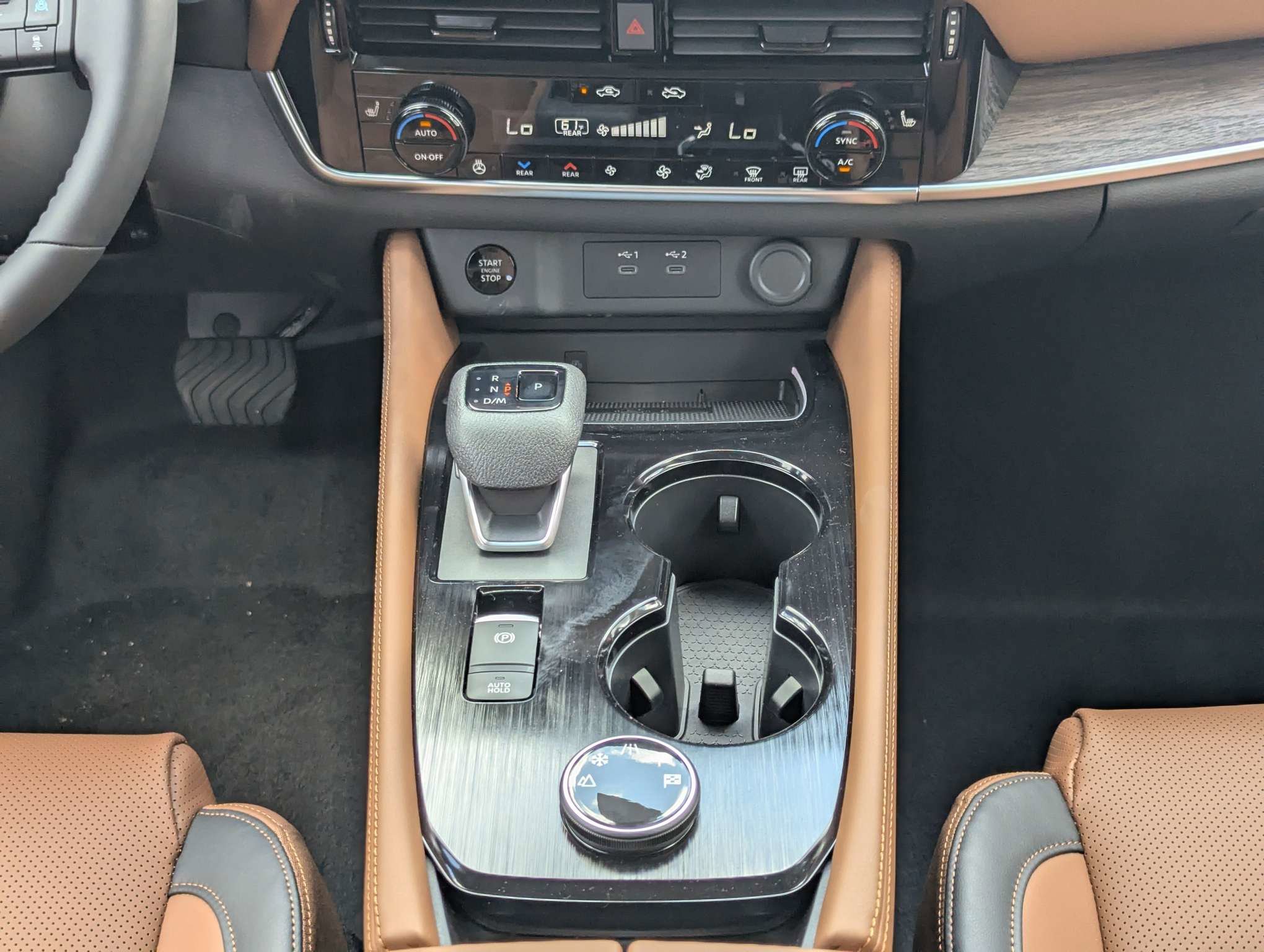New 2026 Black Nissan Platinum image 17