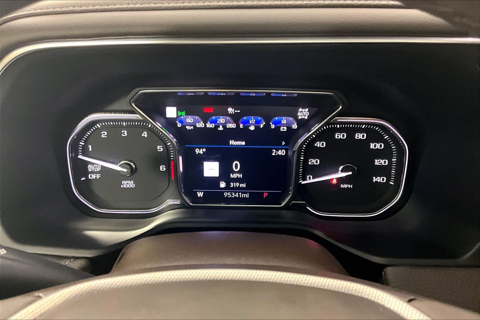 Used 2021 WHITE FROST TRICOAT GMC Denali image 25