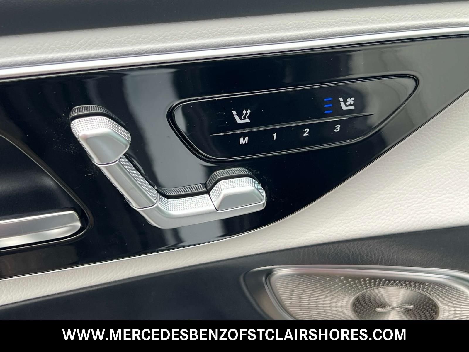 New 2026 Cirrus Silver Metallic Mercedes-Benz GLC 300 image 17