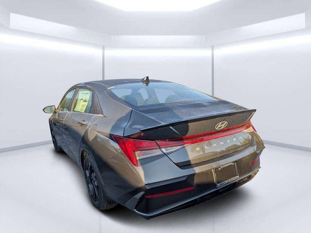 New 2026 Gray Hyundai SEL Sport Premium image 6