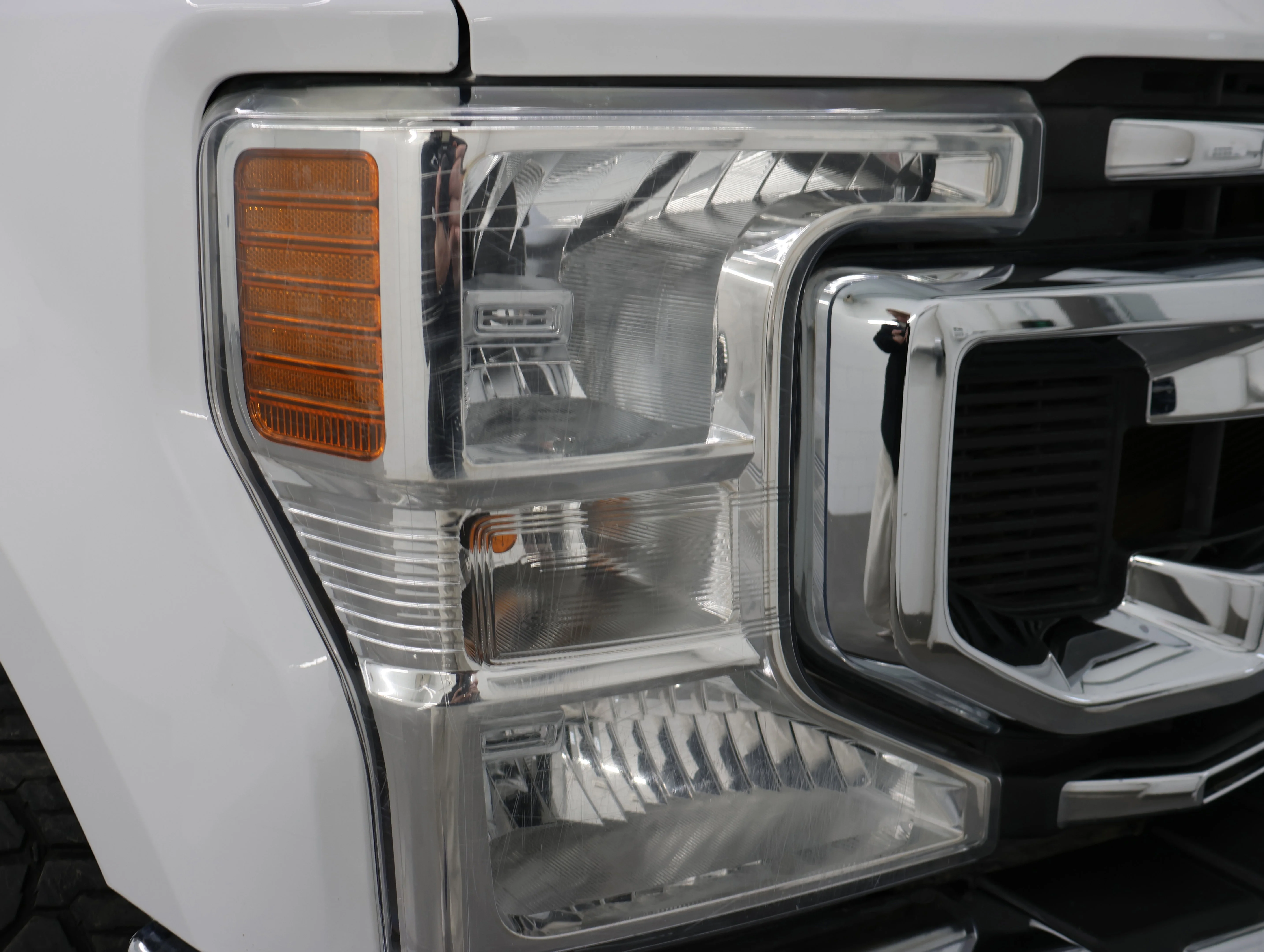 Used 2022 Oxford White Ford XLT image 22