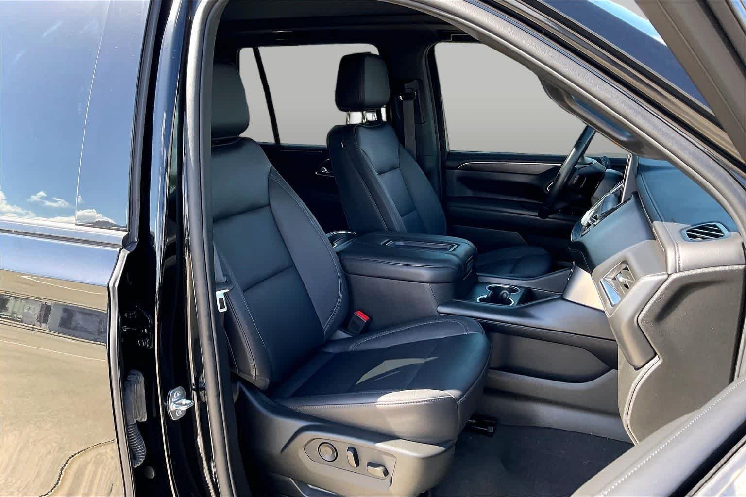 Used 2024 Black Chevrolet Z71 image 9