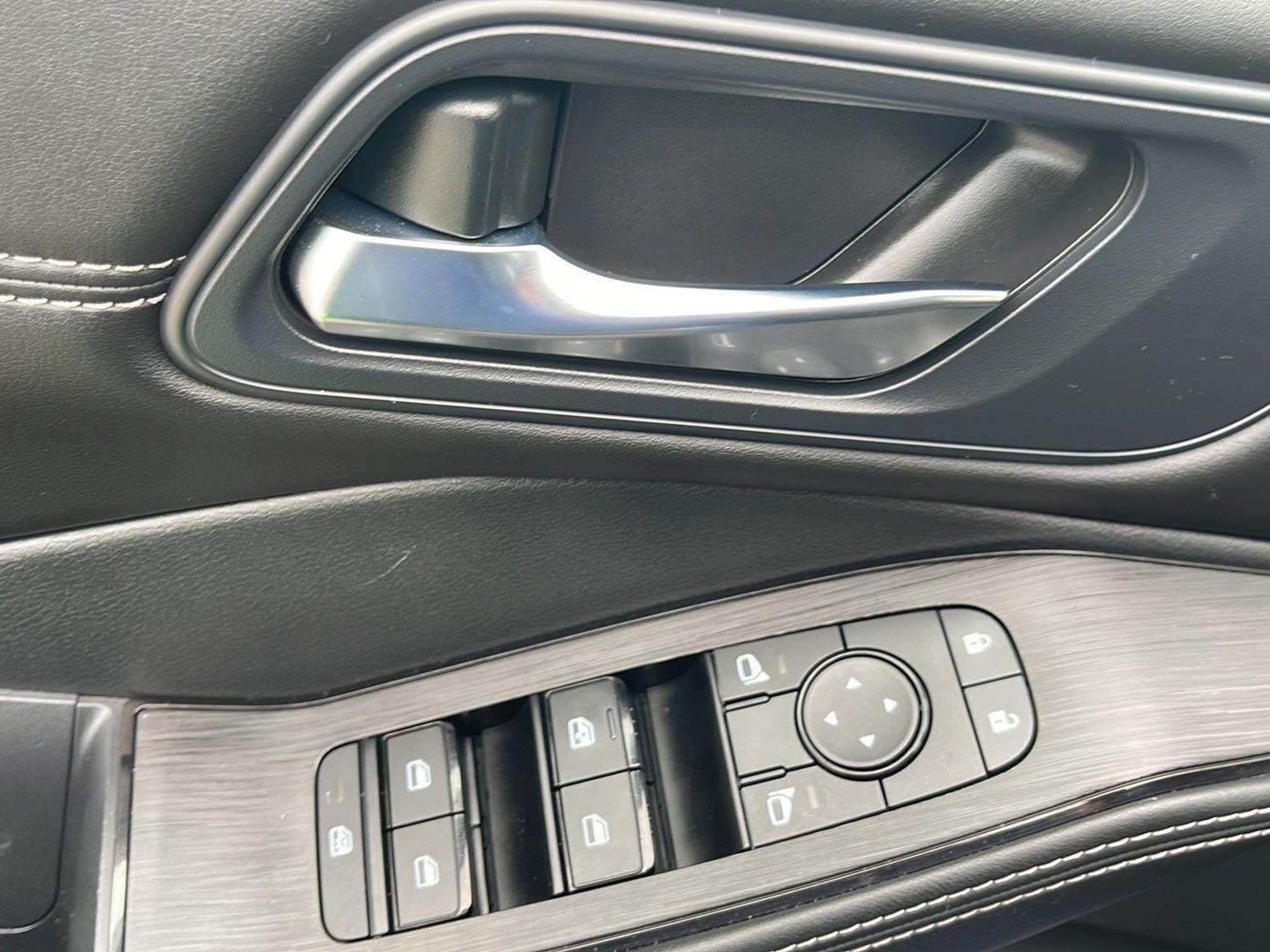 2022 Nissan Rogue SV - Photo 22