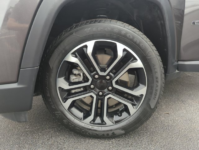 Used 2024 Gray Jeep Limited image 47