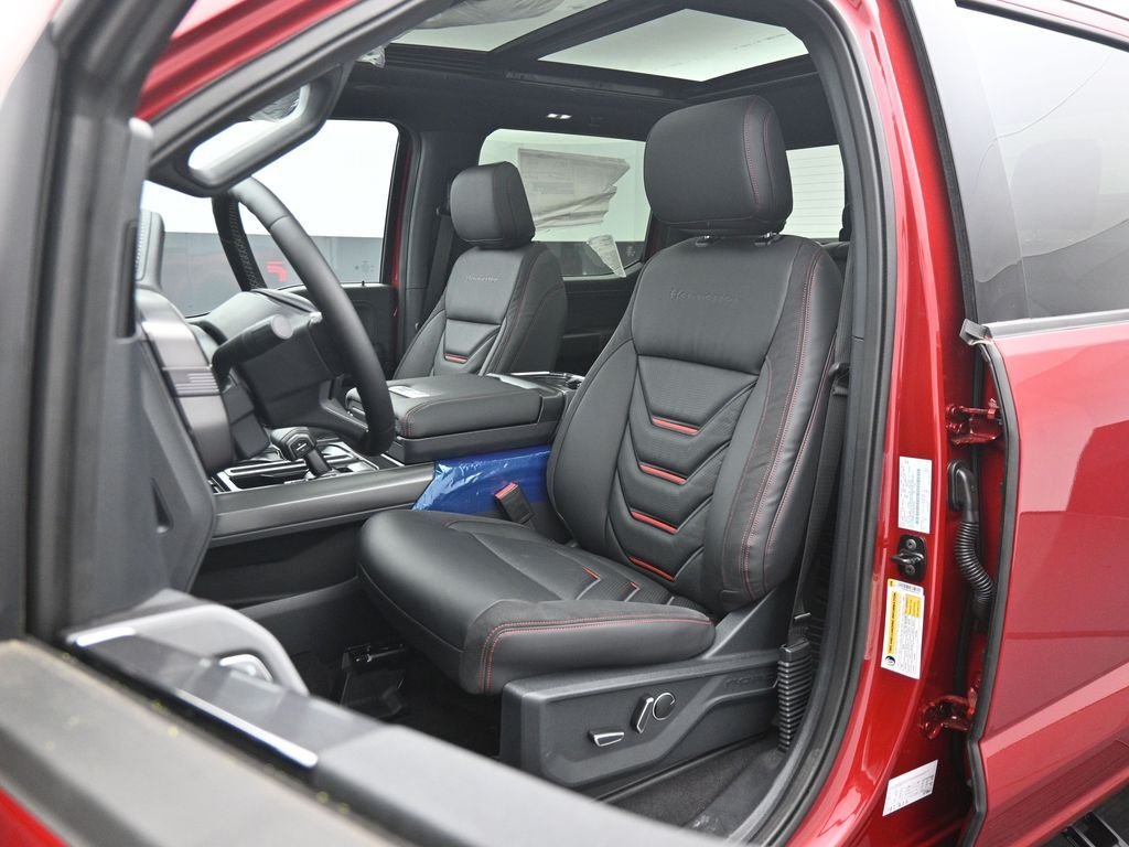 2025 Ford F-150 Lariat - Photo 8