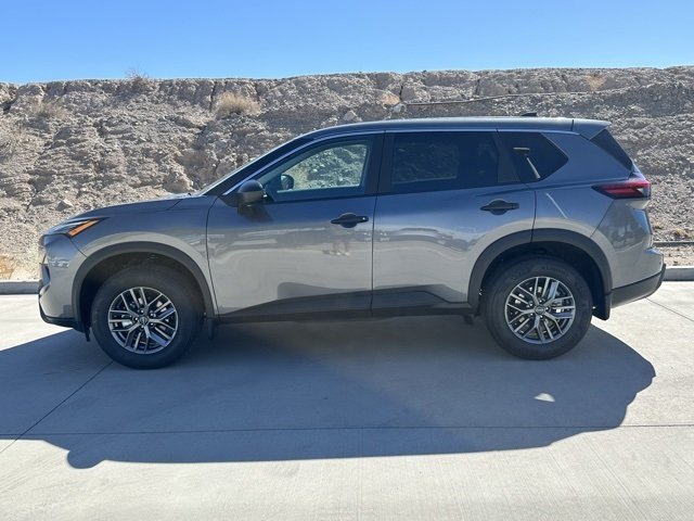 2026 Nissan Rogue S photo 4