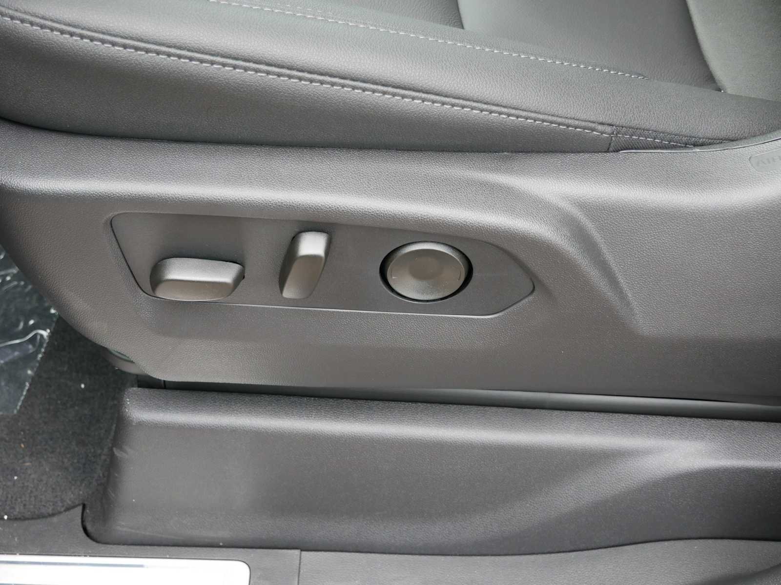 2026 Chevrolet Silverado 1500 RST - Photo 17