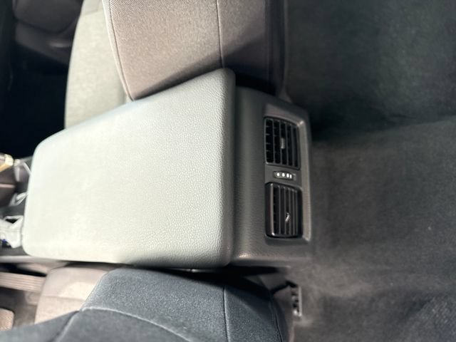 2025 Toyota Camry LE - Photo 25