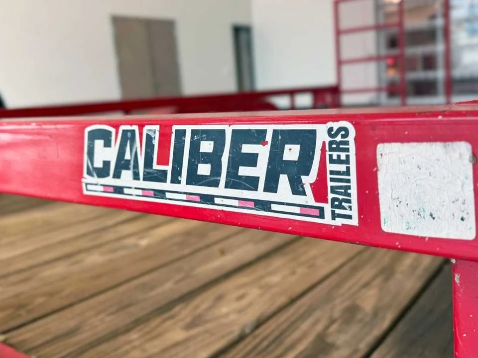 Used 2023 RED CALIBER  image 5