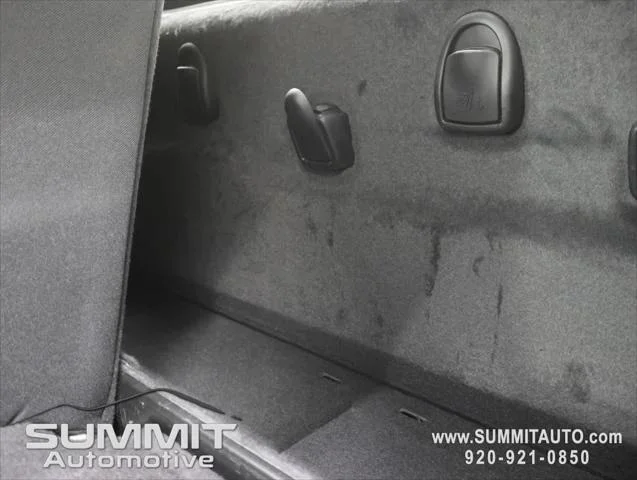 New 2026 Granite Crystal Metallic Clear-Coat Exterior Paint RAM LARAMIE image 38