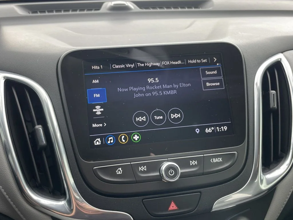 Used 2019 Summit White Chevrolet Premier image 20