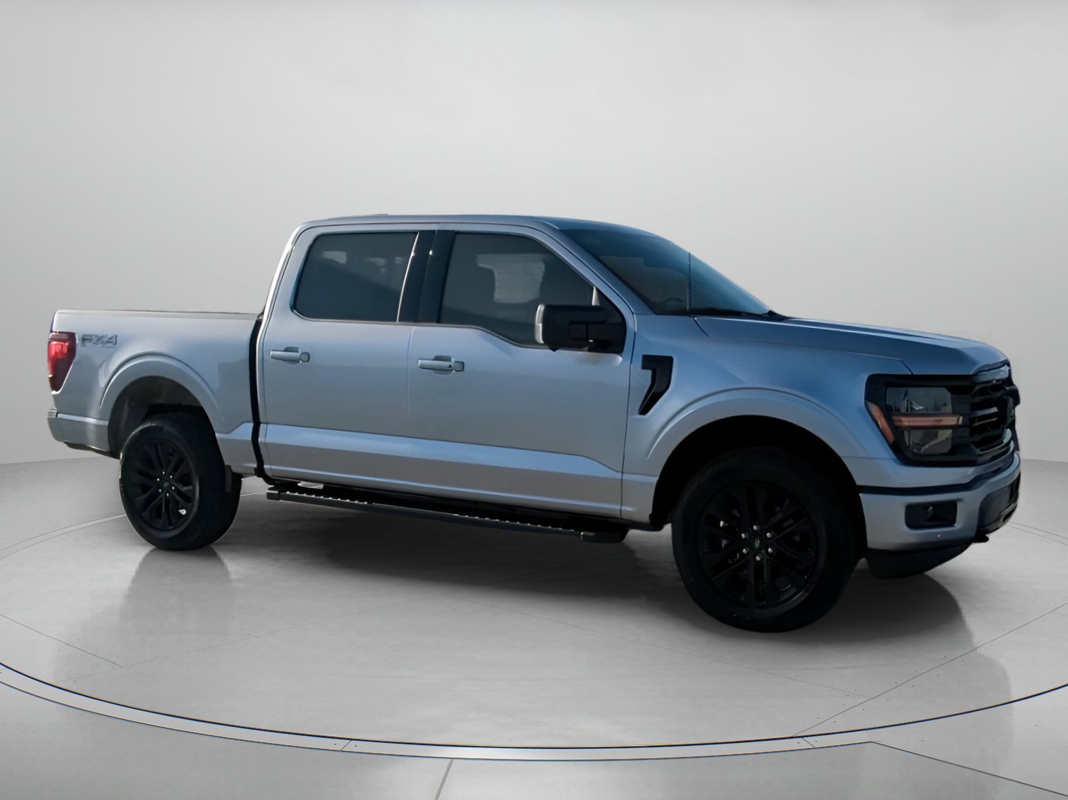 New 2026 Iconic Silver Metallic Ford XLT image 32