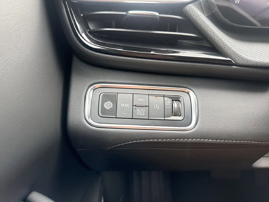 New 2027 Moonstone Gray Metallic Buick Preferred image 18
