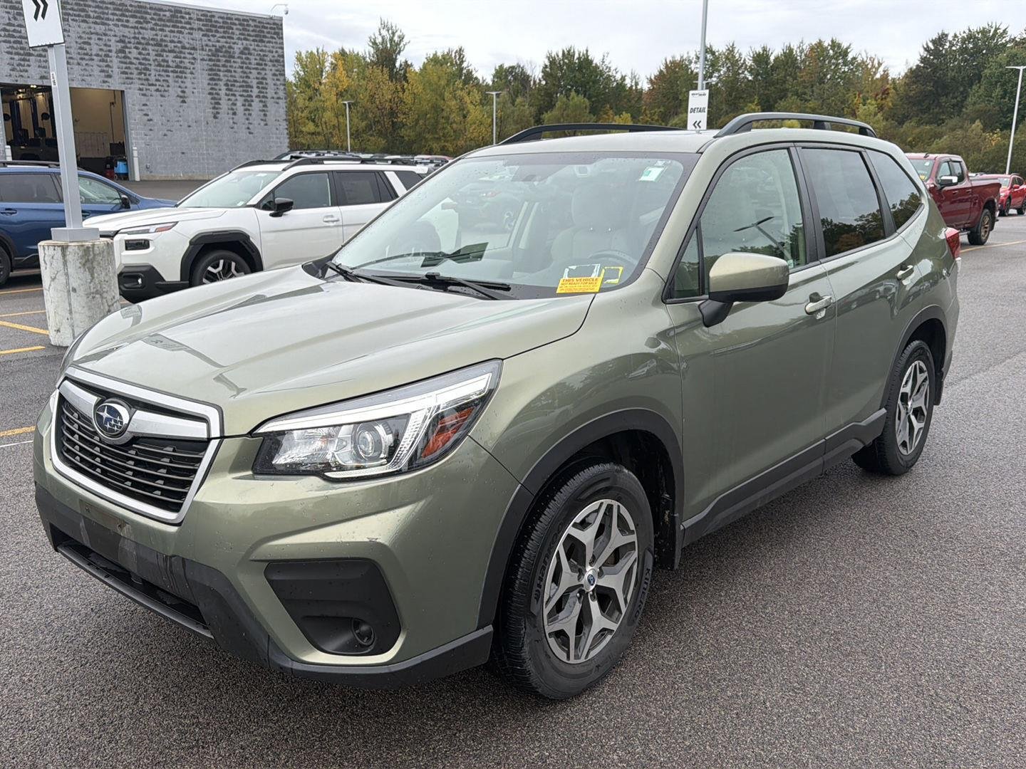 Used 2019 Jasper Green Metallic Subaru Premium image 8