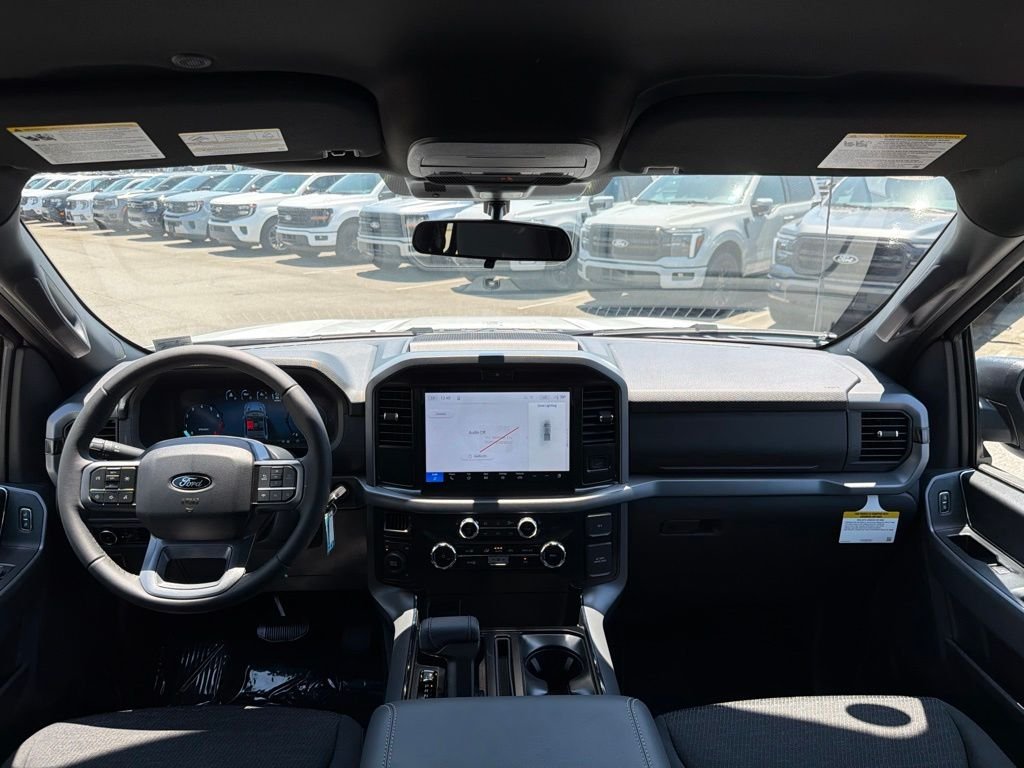 New 2026 Oxford White Ford XLT image 24