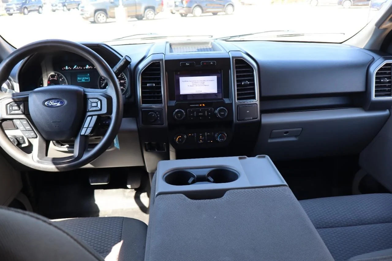 Used 2019 Ingot Silver Ford XLT image 17