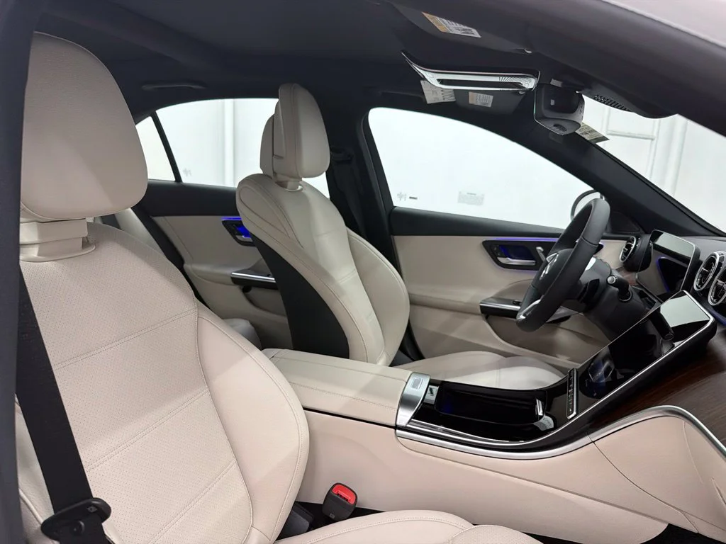 New 2027 White Mercedes-Benz C 300 image 30