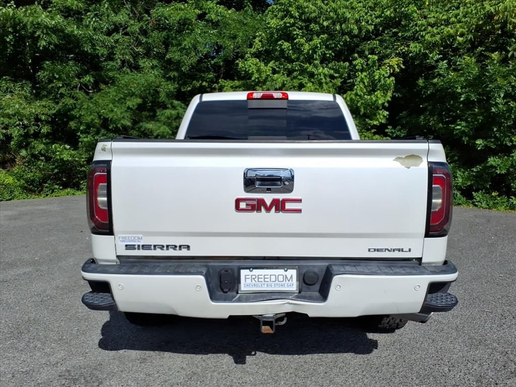 Used 2017 White GMC Denali image 4