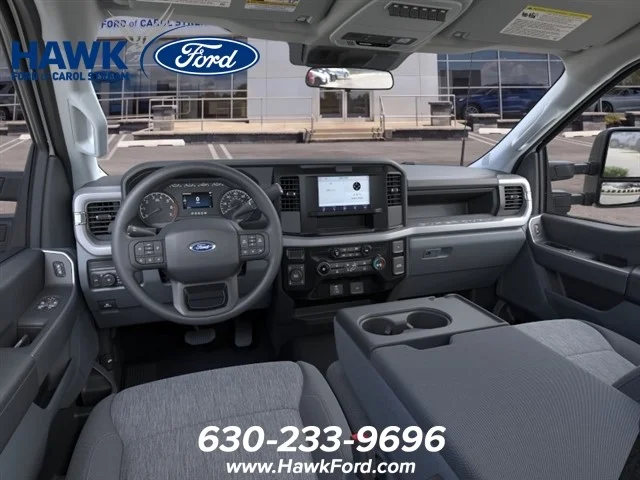 New 2025 Oxford White Ford F-350® XL image 9