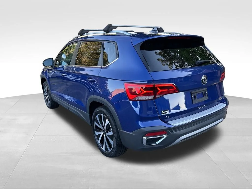Used 2022 Blue Volkswagen 1.5T SE image 3