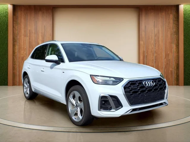 2023 Audi Q5 Premium Plus 45 TFSI S line quattro
