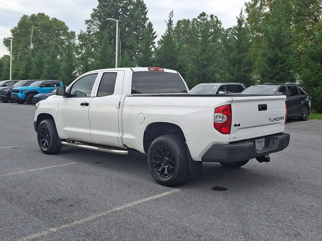 Used 2019 White Toyota SR image 6