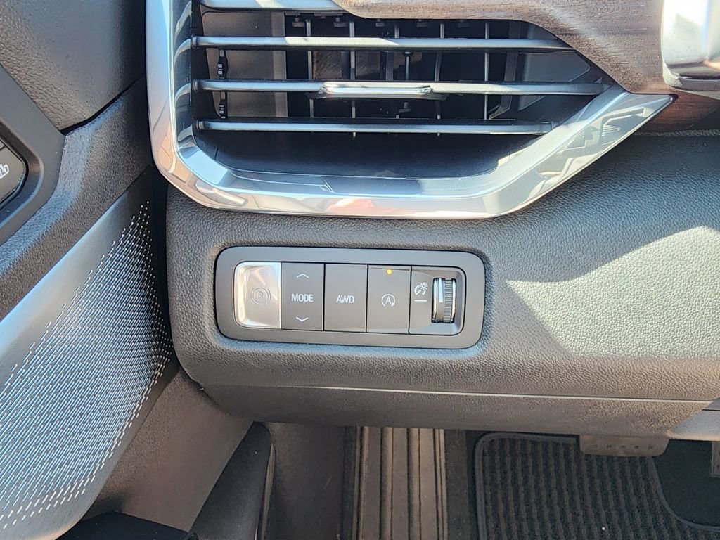 2026 GMC Acadia Denali Ultimate - Photo 20