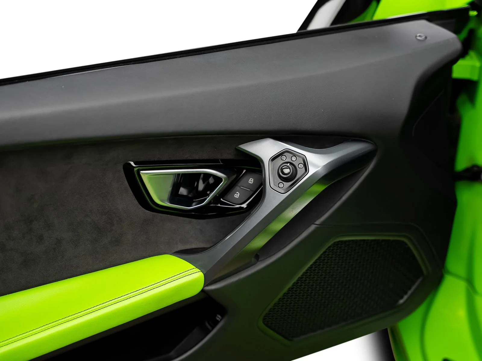 Used 2015 Green Lamborghini LP610-4 image 59