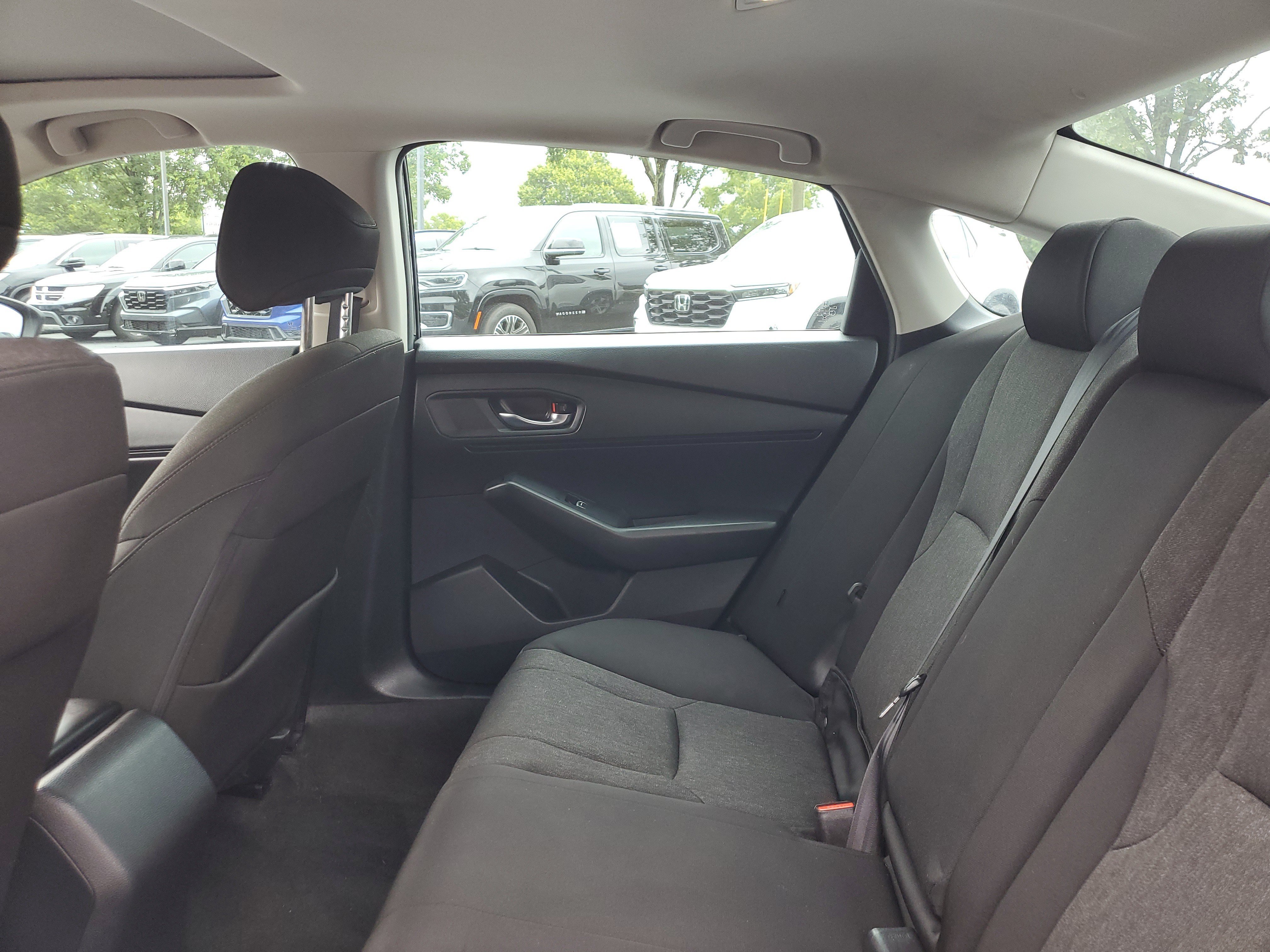 Used 2024  Honda EX image 10