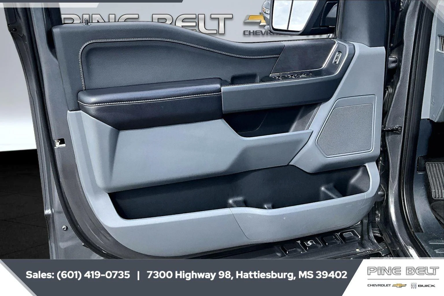 Used 2025 Carbonized Gray Ford XLT image 17