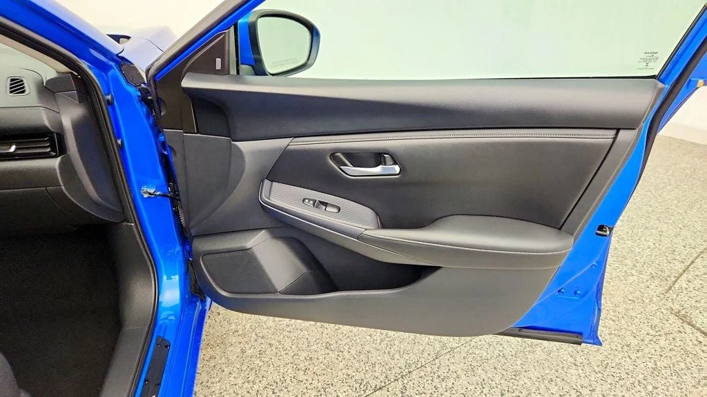 Used 2024 Electric Blue Metallic Nissan SV CVT image 24