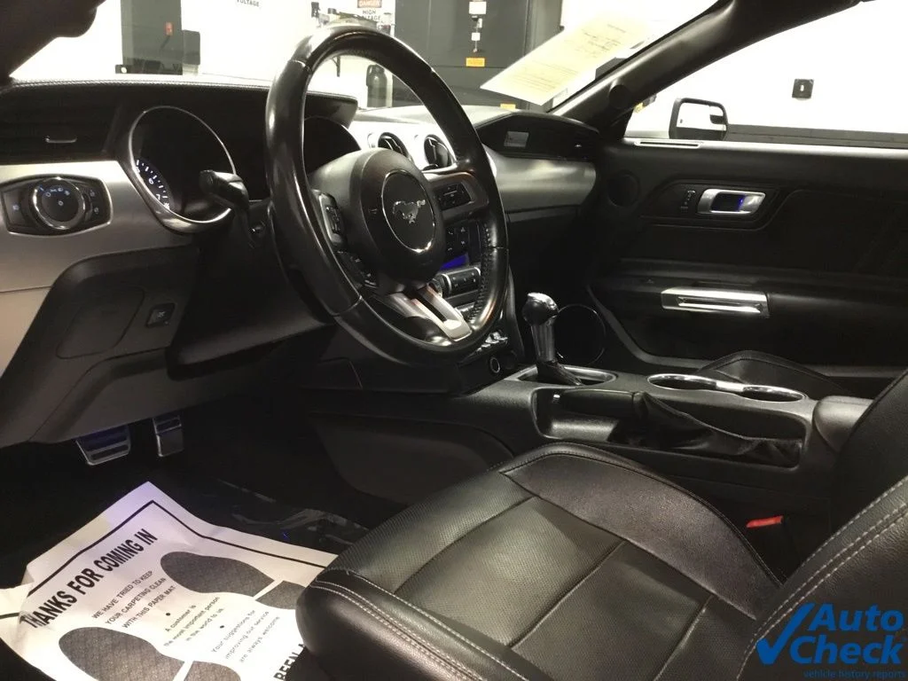 Used 2019 Silver Ford GT Premium image 32