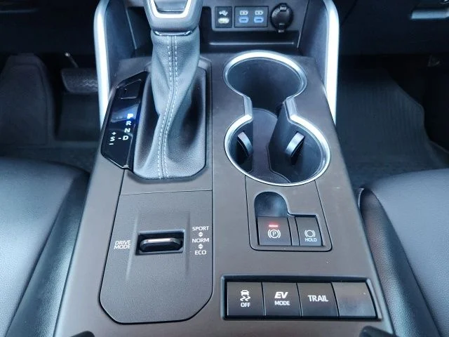 Used 2022 Gray Toyota XLE image 20