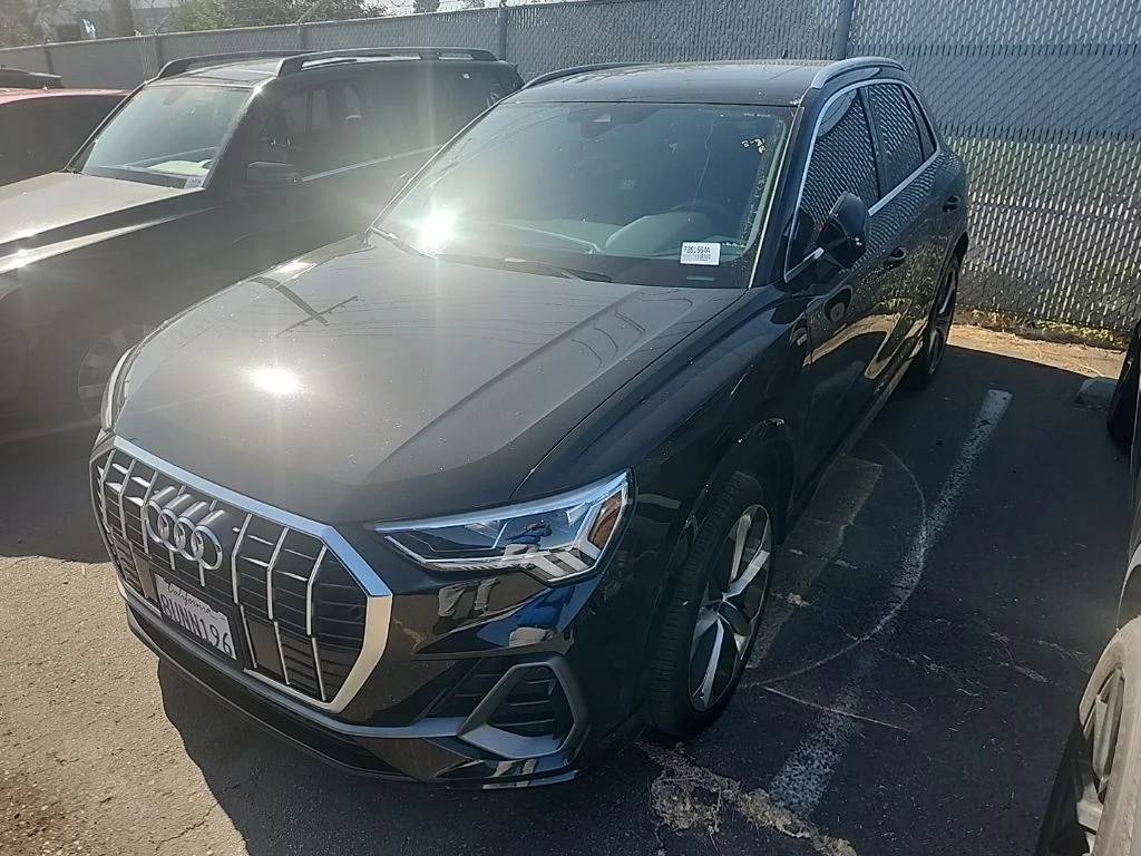 Used 2021 Black Audi Premium Plus image 3
