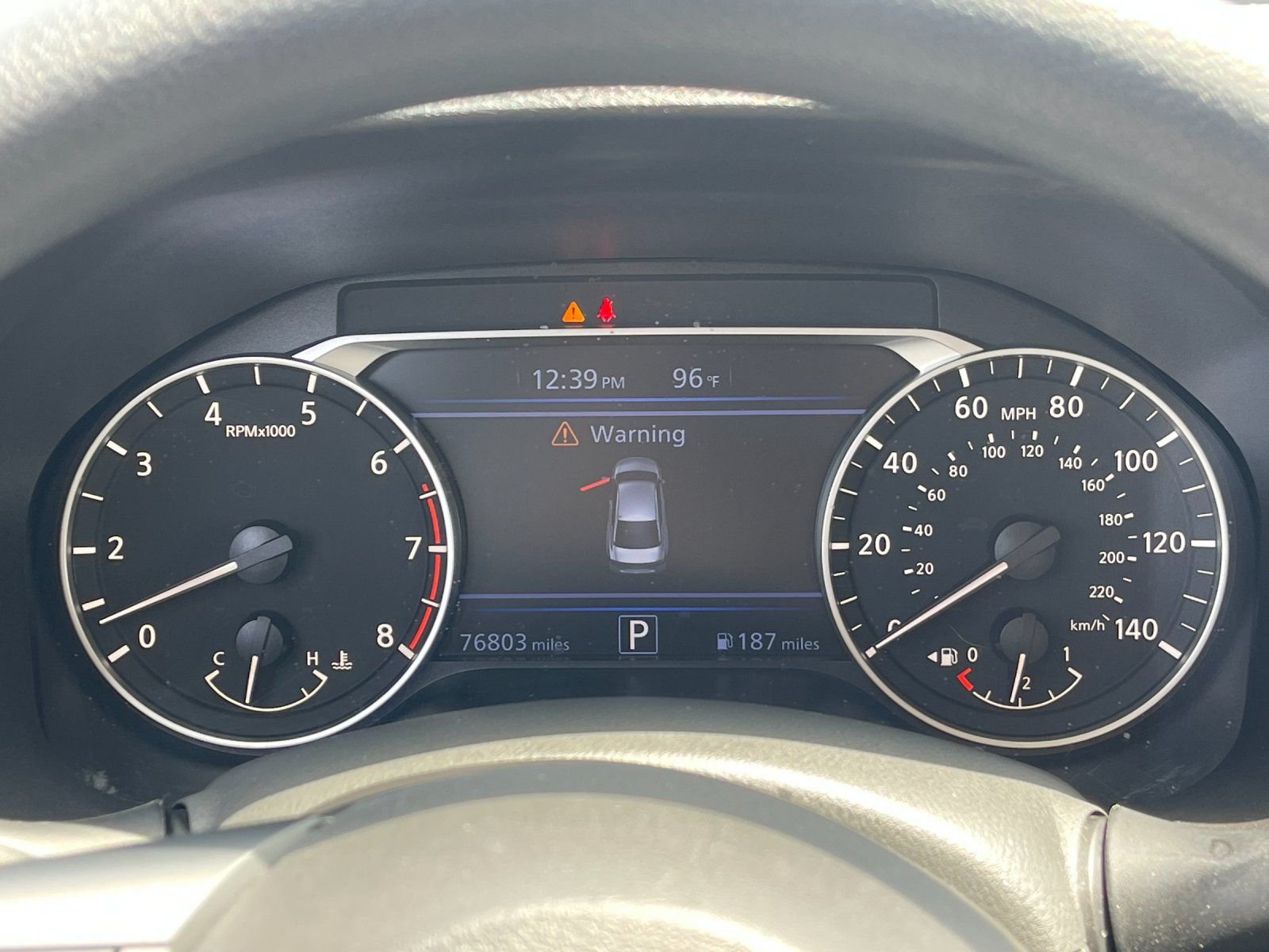 Used 2024 Silver Nissan 2.5 SV image 27