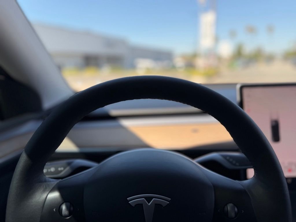Used 2023 Midnight Silver Metallic Tesla Long Range image 10