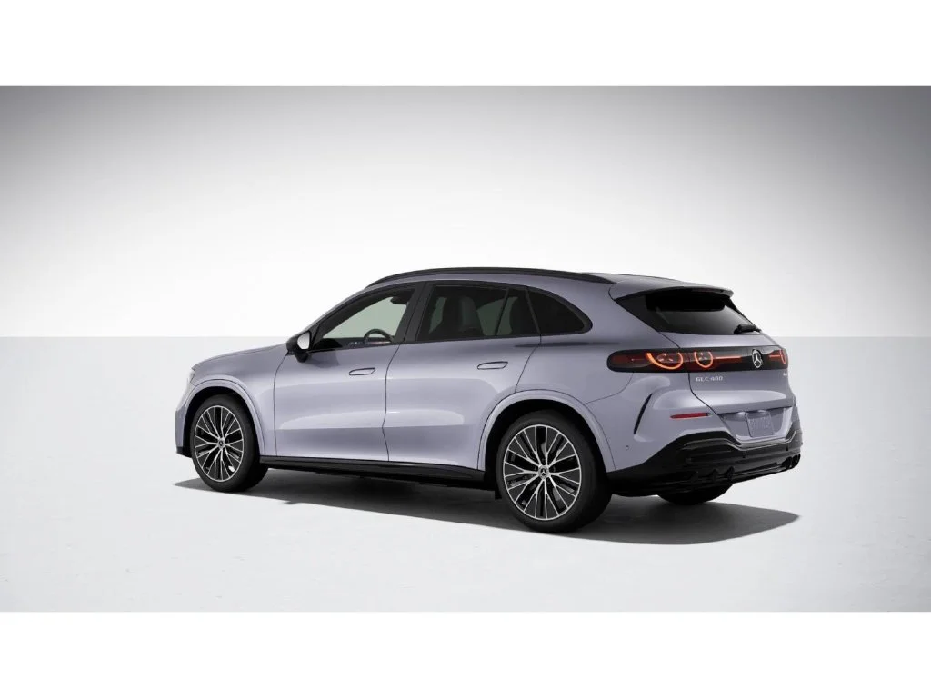 New 2027 Silver Mercedes-Benz GLC 400 image 30